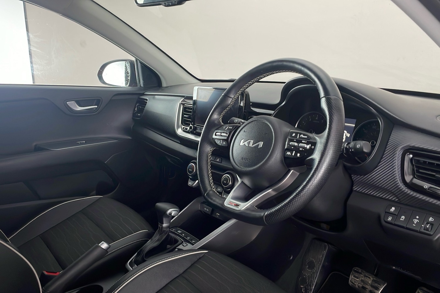 Used Kia Stonic 2022 for sale - 76769088: Photo 12