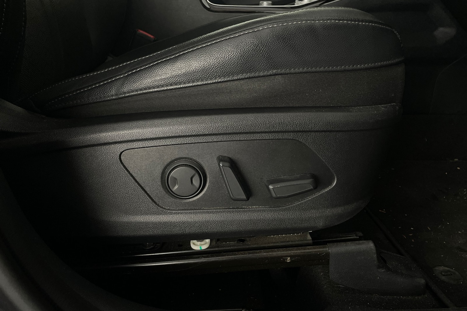 Vehicle 28