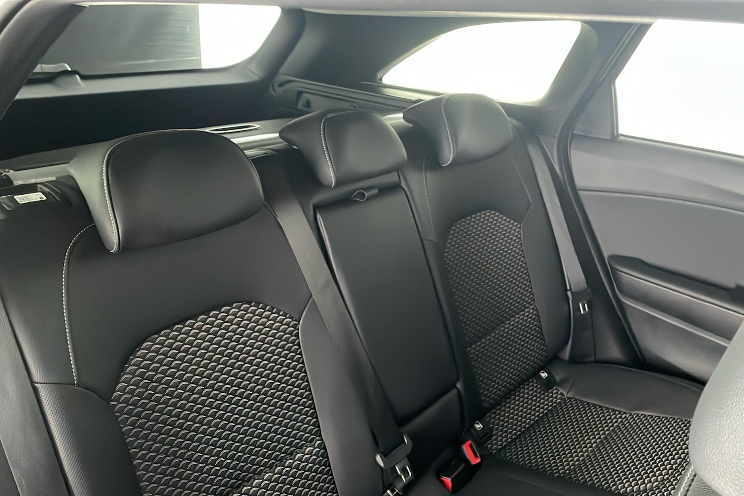 Used Kia Ceed 2025 for sale - 76827834: Photo 10