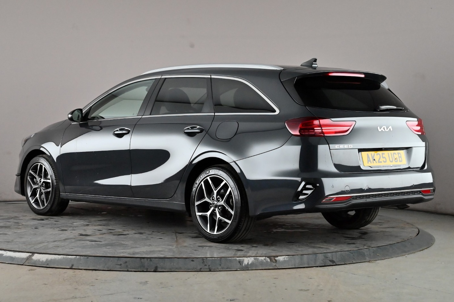 Used Kia Ceed 2025 for sale - 76827834: Photo 5