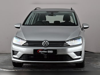 Used Volkswagen Golf SV 2017 for sale - 77154220: Photo