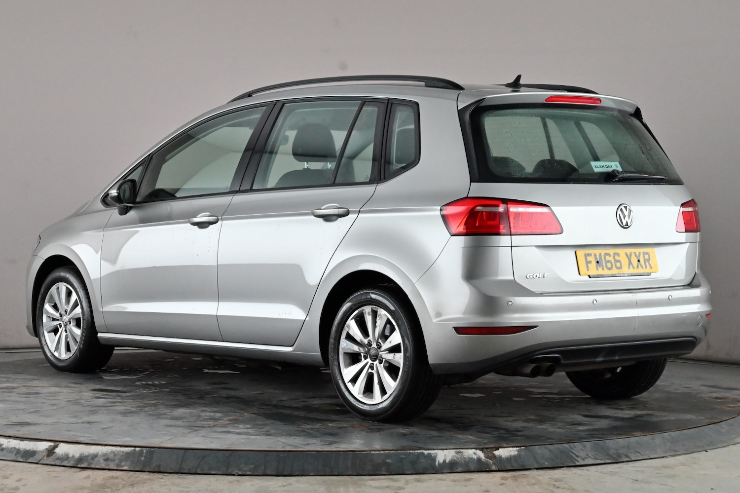 Used Volkswagen Golf SV 2017 for sale - 77154220: Photo 4