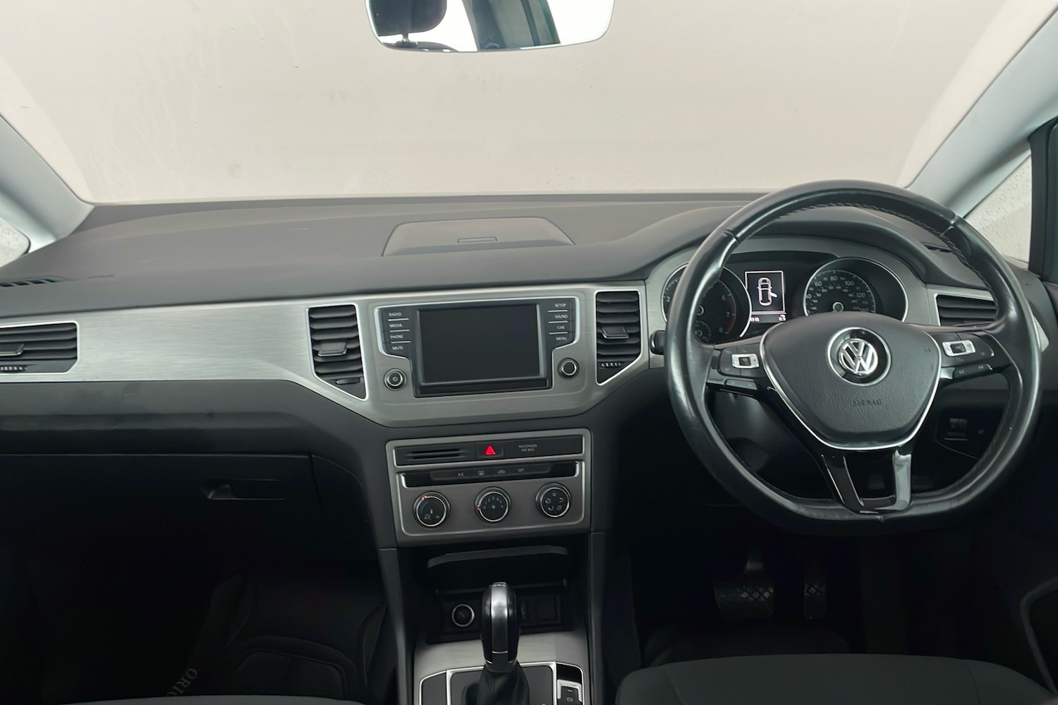 Used Volkswagen Golf SV 2017 for sale - 77154220: Photo 8