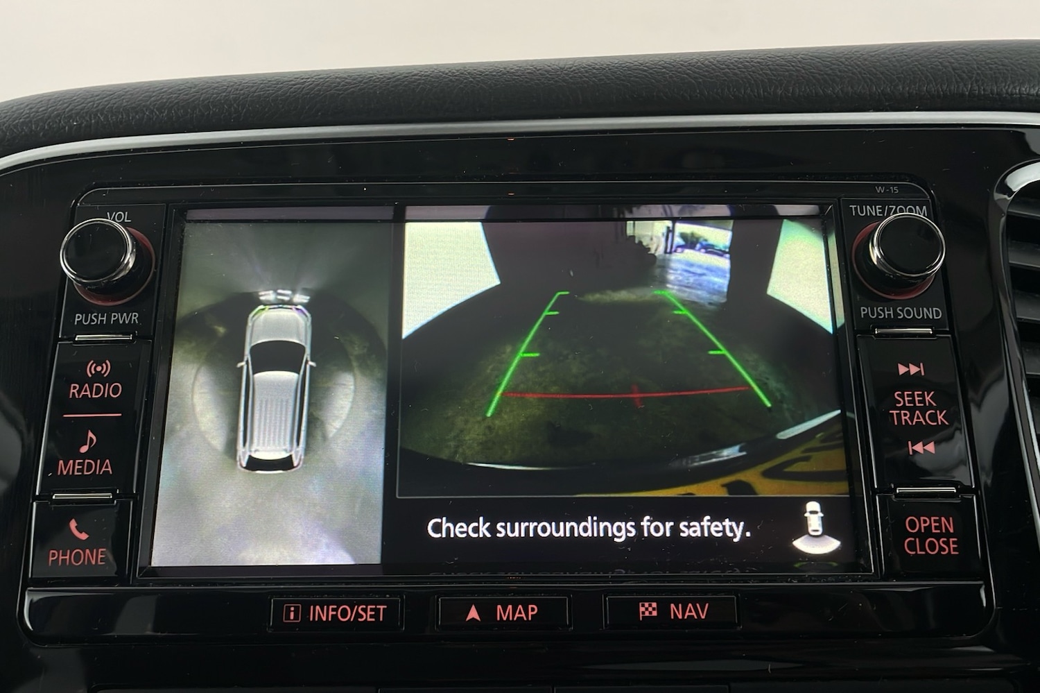 Used Mitsubishi Outlander 2016 for sale - 76030098: Photo 20