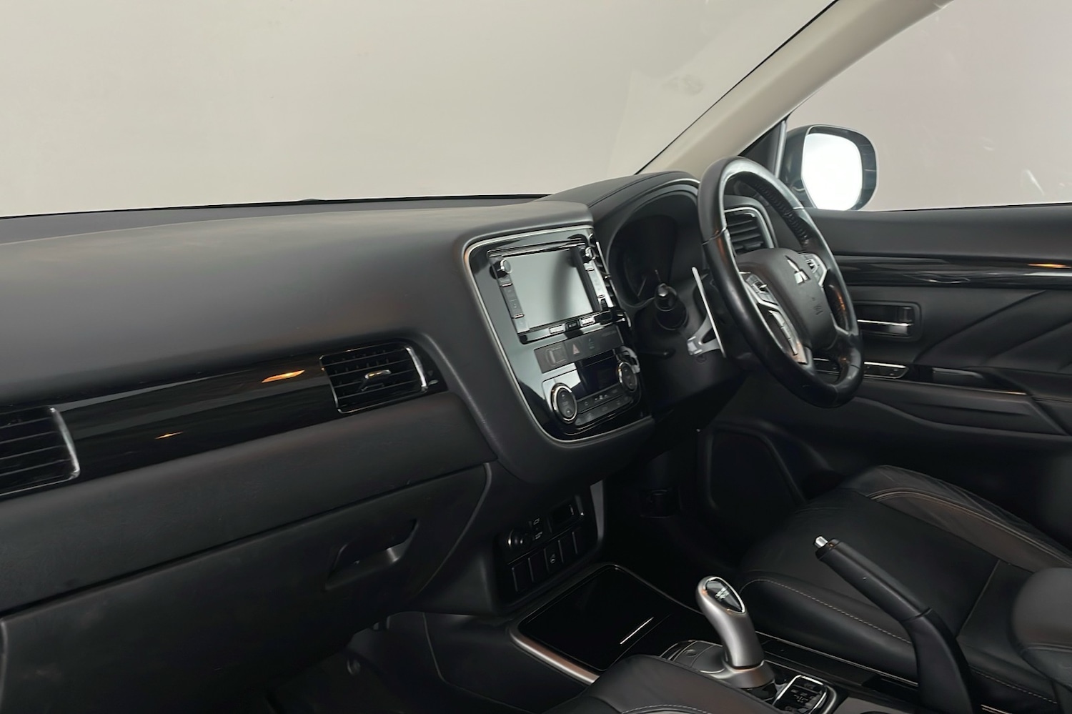 Used Mitsubishi Outlander 2016 for sale - 76030098: Photo 26