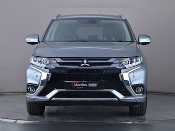 Used Mitsubishi Outlander 2016 for sale - 76030098: Photo 2