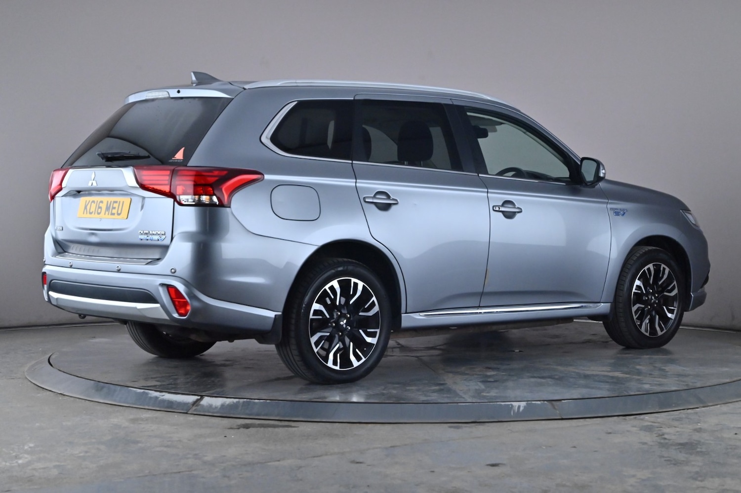 Used Mitsubishi Outlander 2016 for sale - 76030098: Photo 6