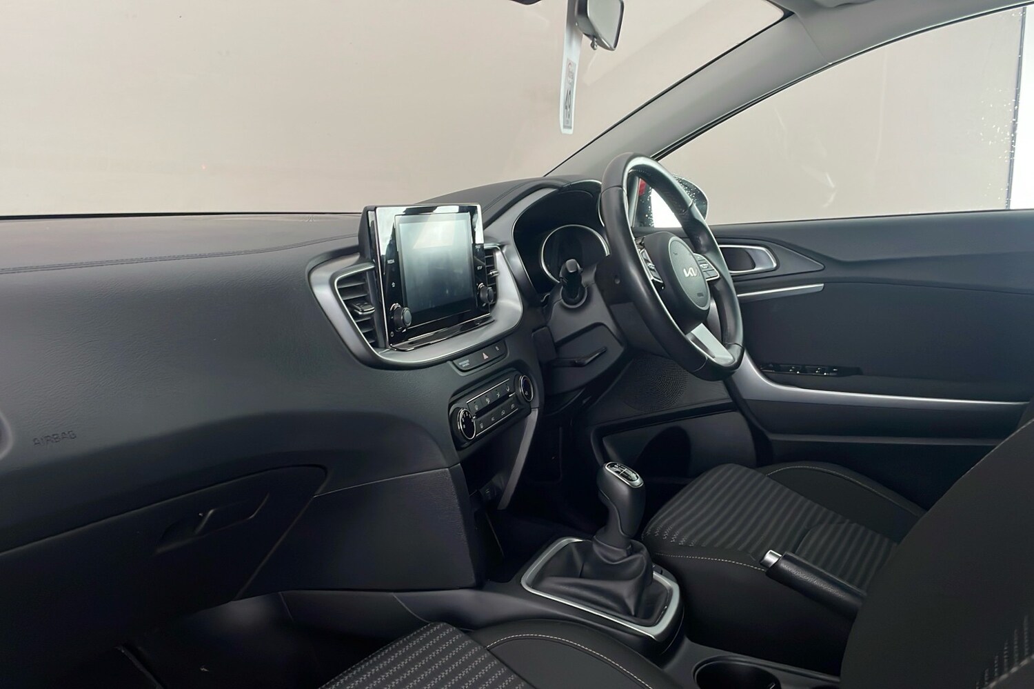 Used Kia XCeed 2023 for sale - 76777888: Photo 23