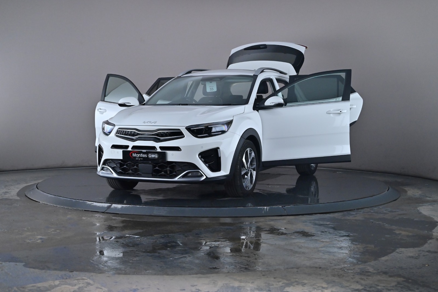 Vehicle 44