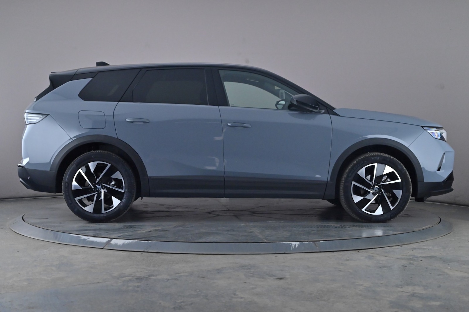 Used Vauxhall Grandland 2025 for sale - 76119992: Photo 3