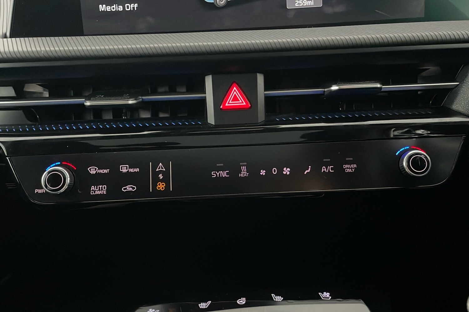 Used Kia EV6 2022 for sale - 76455080: Photo 14