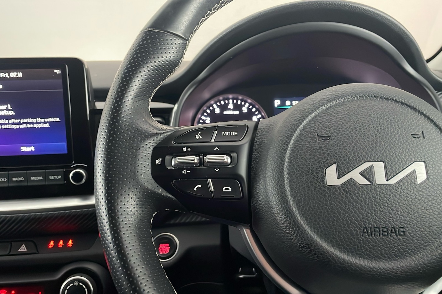 Used Kia Stonic 2022 for sale - 76502746: Photo 15