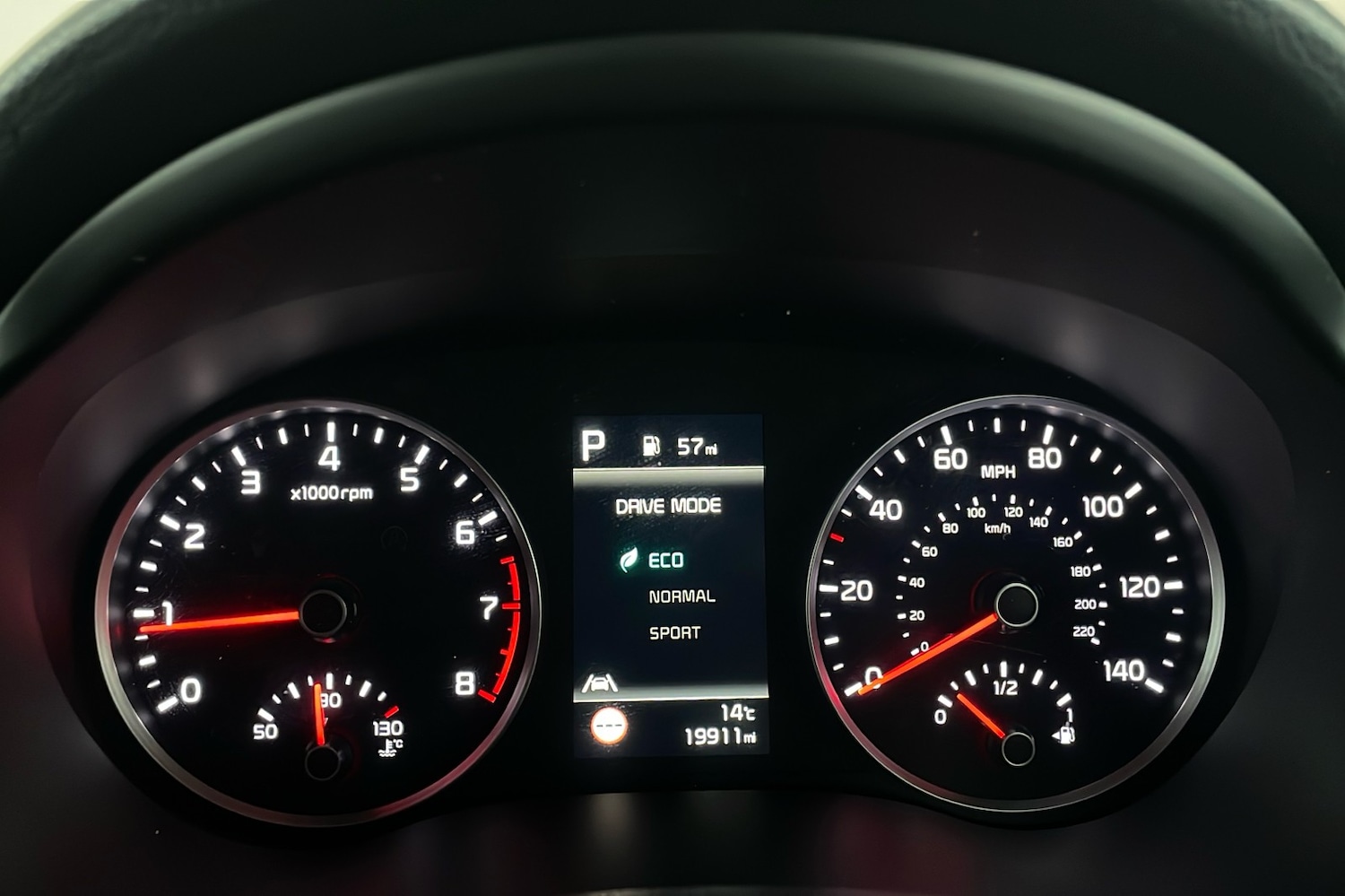 Used Kia Stonic 2022 for sale - 76502746: Photo 24