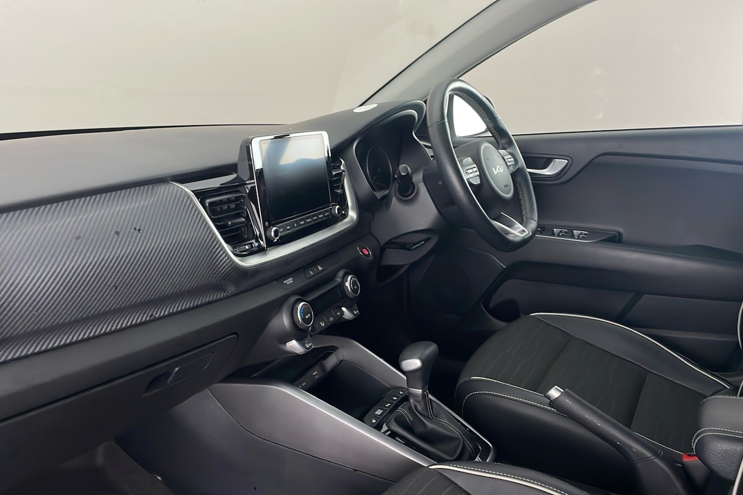 Used Kia Stonic 2022 for sale - 76502746: Photo 25