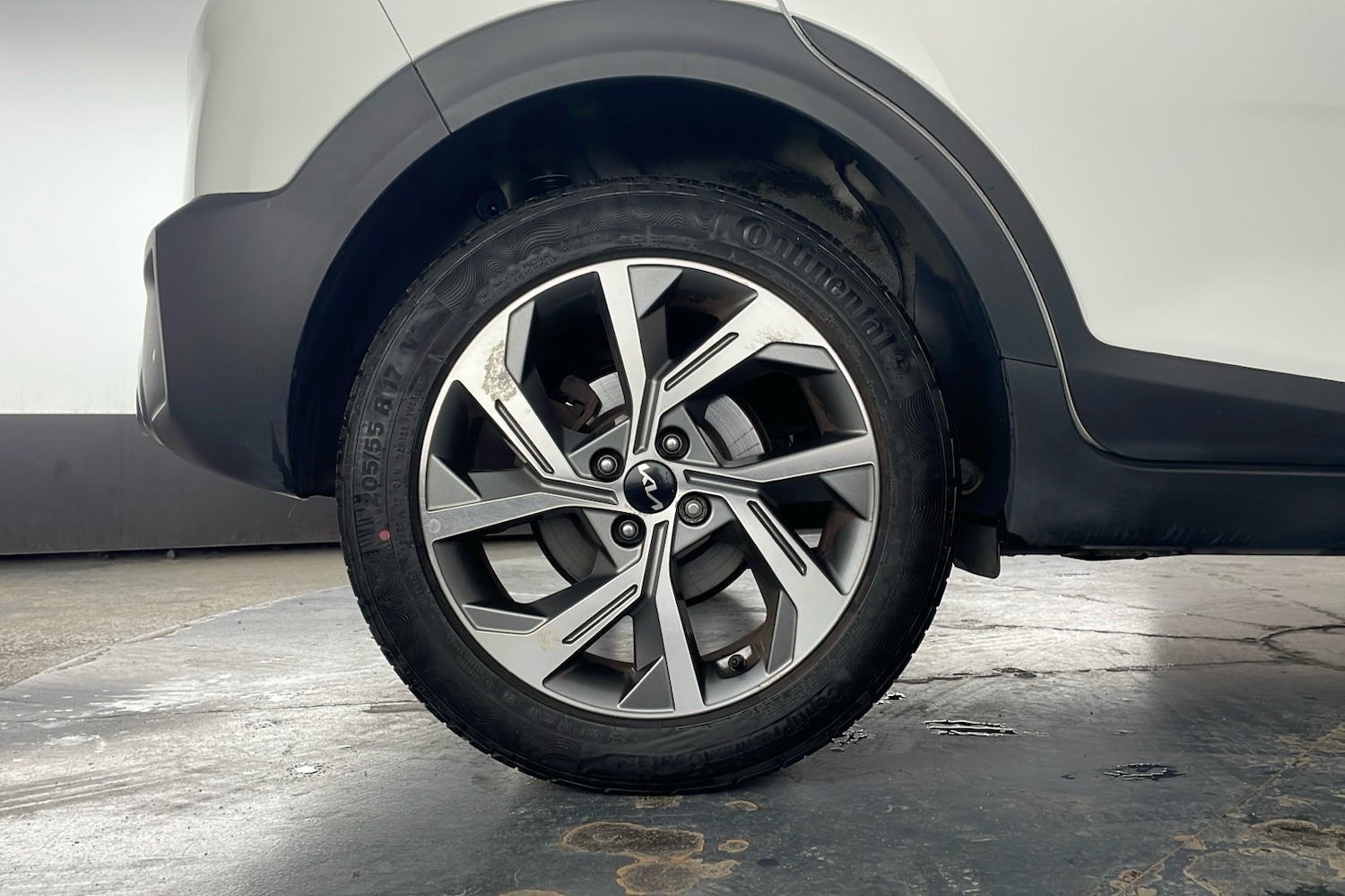 Used Kia Stonic 2022 for sale - 76502746: Photo 8