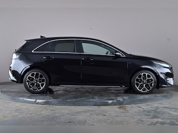 Used Kia Ceed 2024 for sale - 76197880: Photo