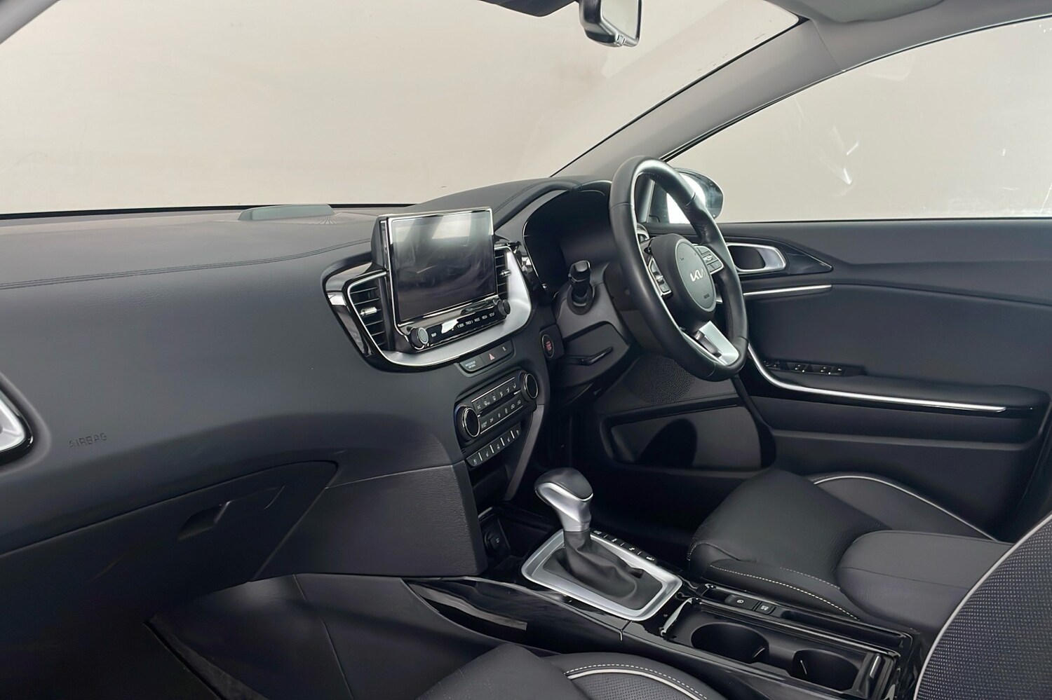 Used Kia XCeed 2022 for sale - 77107442: Photo 26