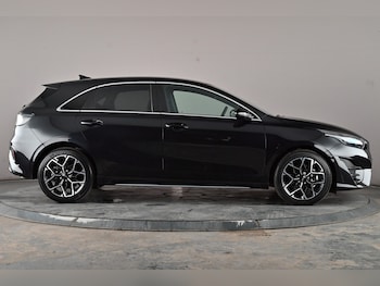 Used Kia Ceed 2025 for sale - 76547497: Photo