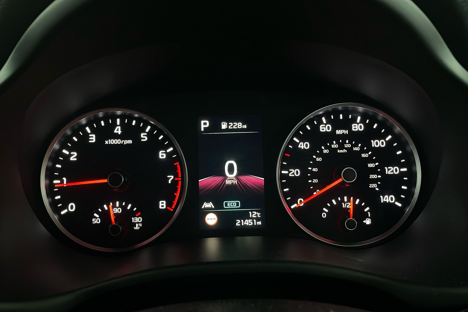 Used Kia Stonic 2023 for sale - 76316579: Photo 13