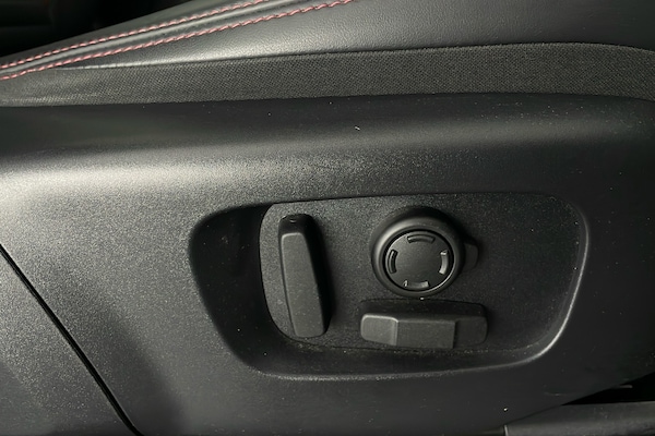 Used Land Rover Discovery Sport 2023 for sale - 76010816: Photo 24