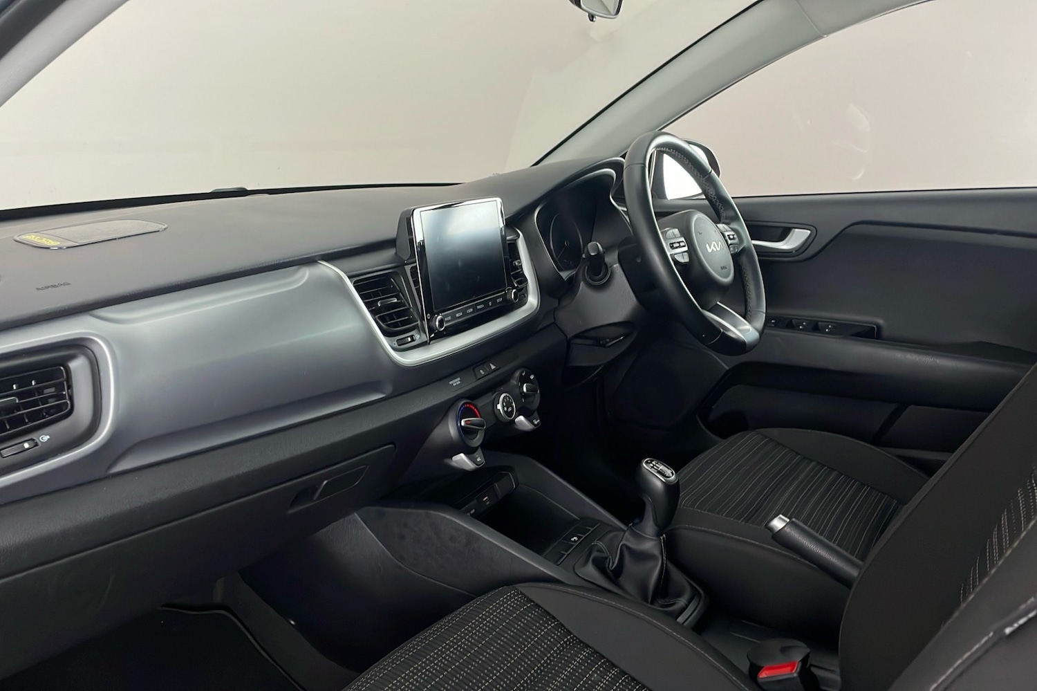 Used Kia Stonic 2022 for sale - 77012225: Photo 21