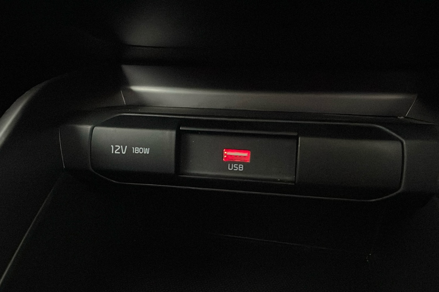 Used Kia Stonic 2024 for sale - 77409328: Photo 19