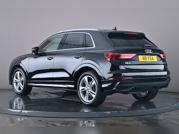 Used Audi Q3 2019 for sale - 75393329: Photo