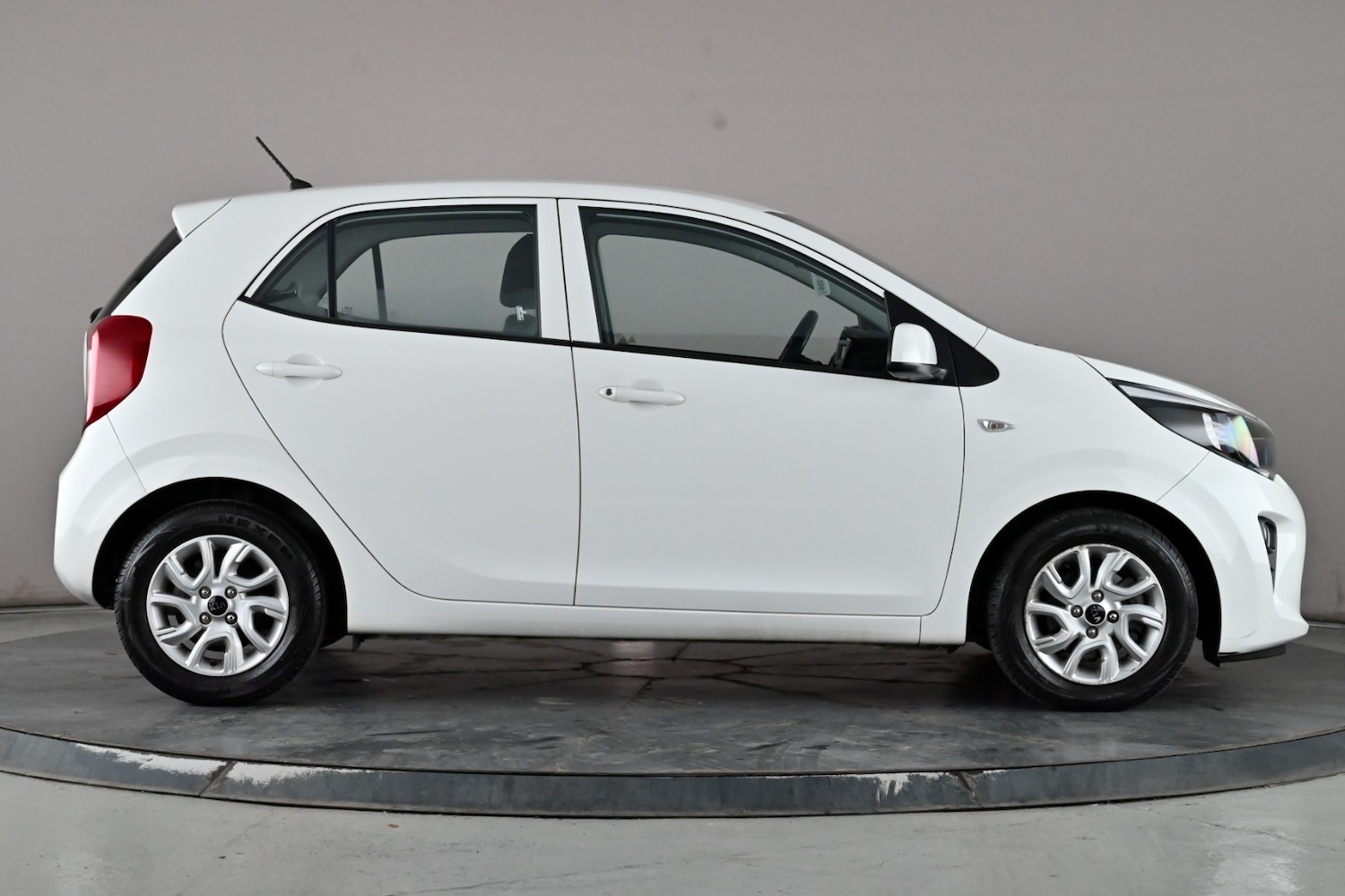 Used Kia Picanto 2018 for sale - 76488225: Photo 4