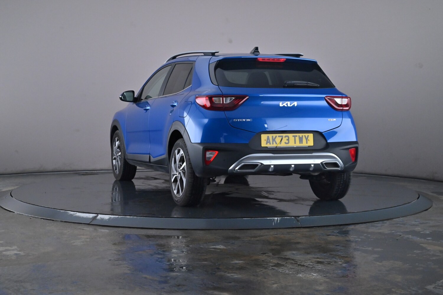 Vehicle 22