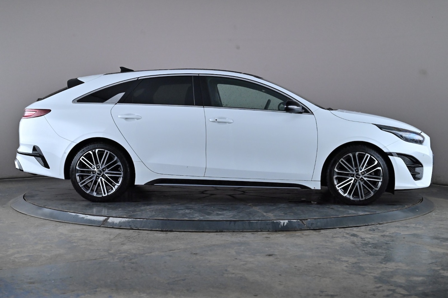 Used Kia Pro Ceed 2023 for sale - 76329029: Photo 4