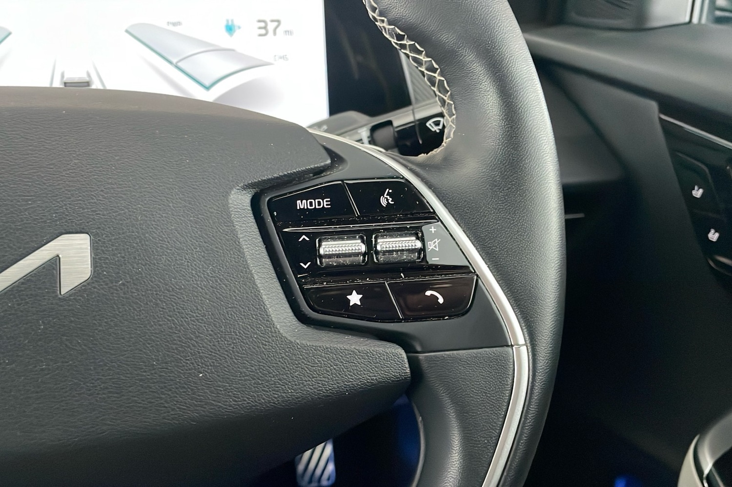 Used Kia EV6 2024 for sale - 77392520: Photo 16