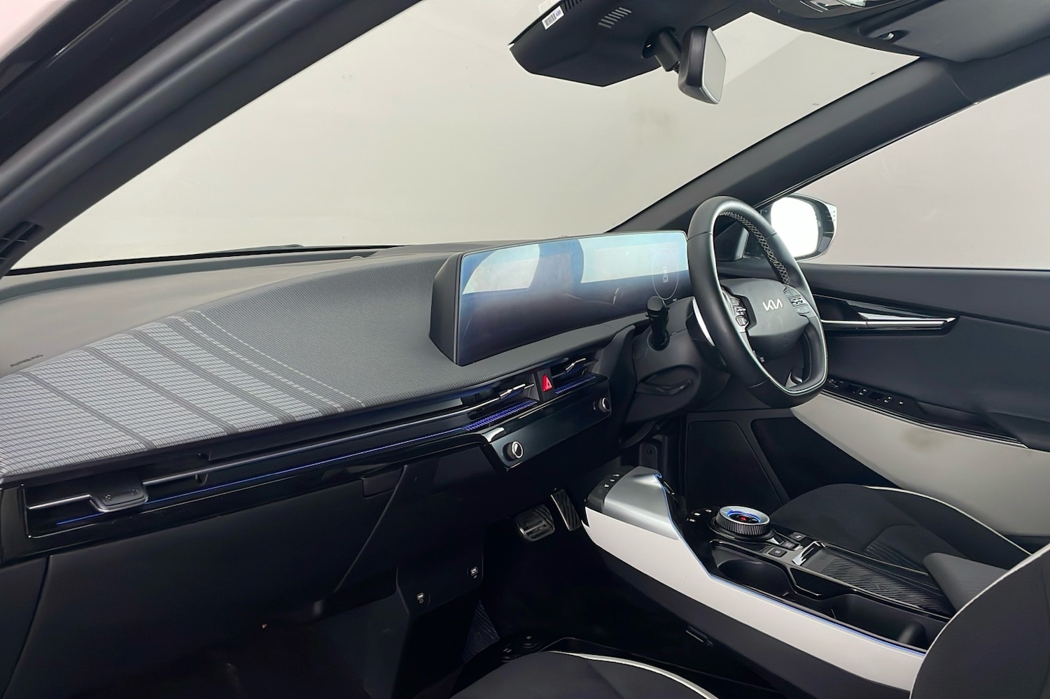 Used Kia EV6 2024 for sale - 77392520: Photo 27