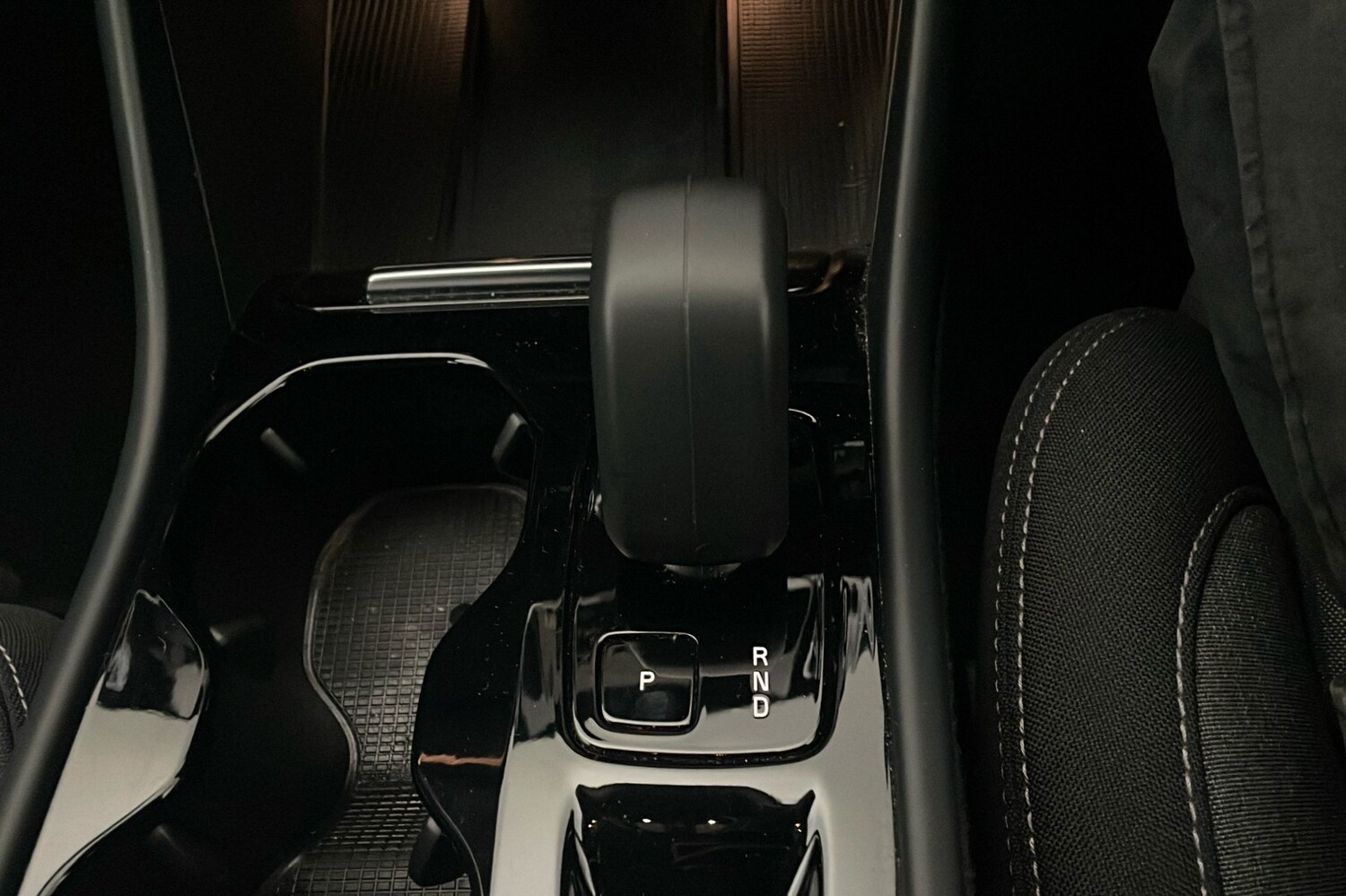 Used Volvo XC40 2023 for sale - 76257216: Photo 11