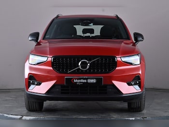 Used Volvo XC40 2023 for sale - 76257216: Photo