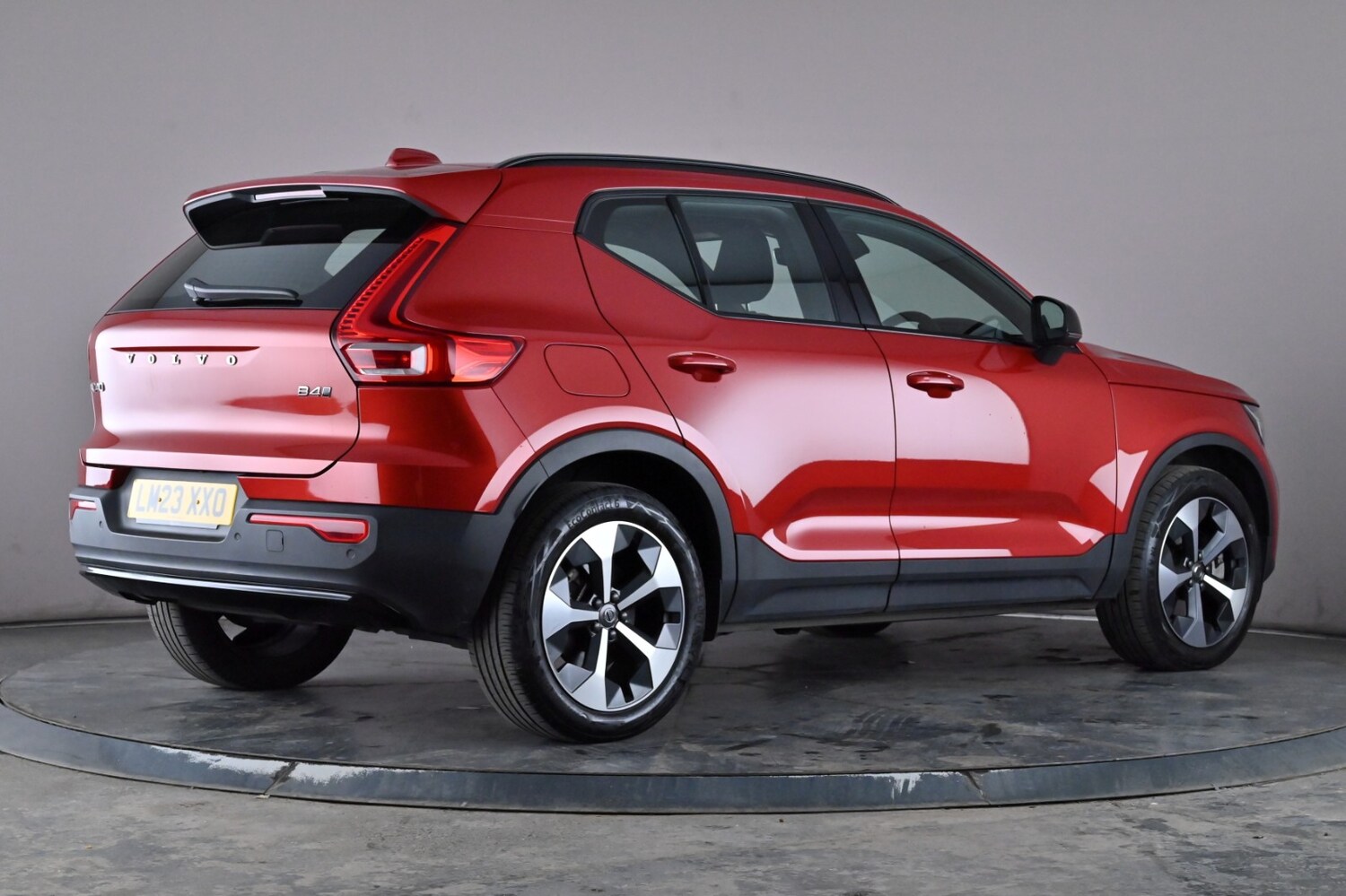 Used Volvo XC40 2023 for sale - 76257216: Photo 6