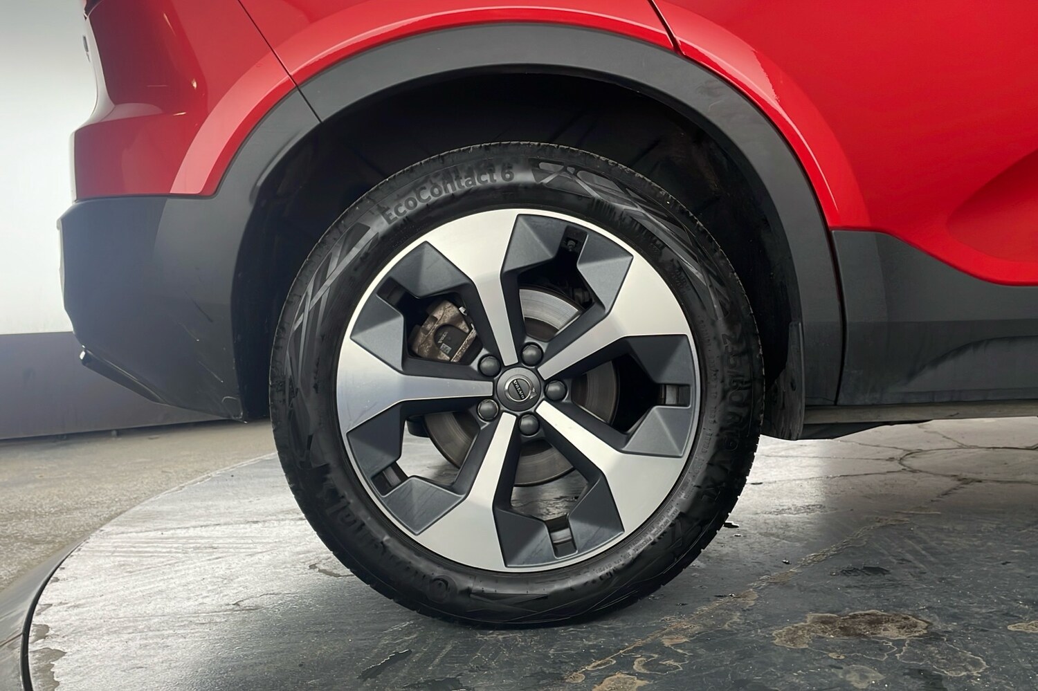 Used Volvo XC40 2023 for sale - 76257216: Photo 7