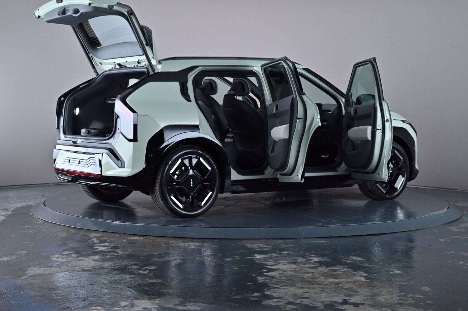 Vehicle 84