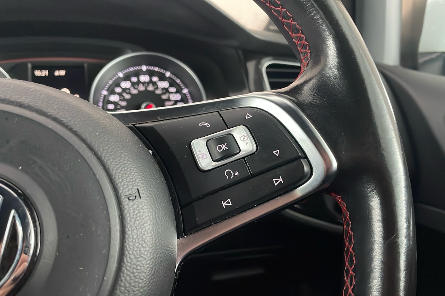 Used Volkswagen Golf 2016 for sale - 77149149: Photo 15