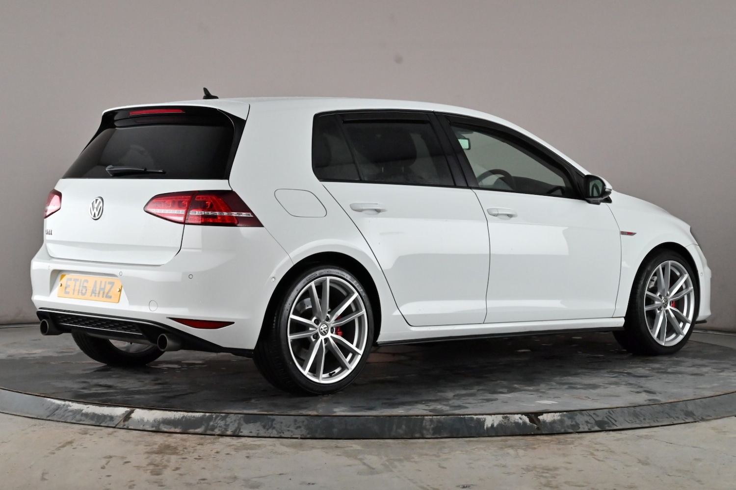 Used Volkswagen Golf 2016 for sale - 77149149: Photo 6