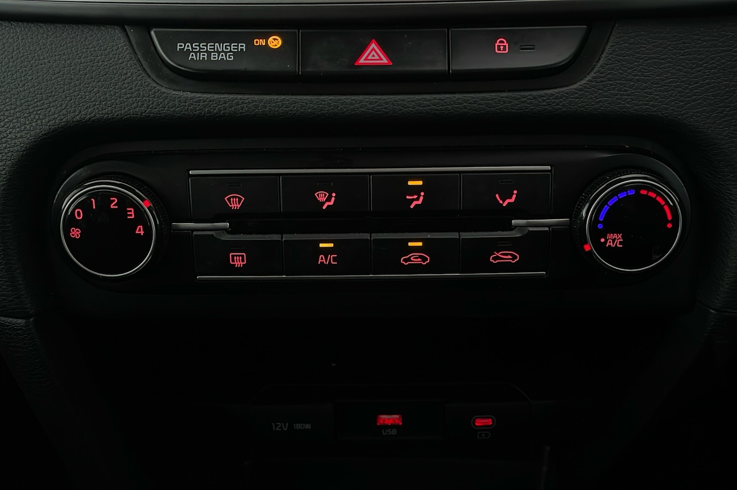 Used Kia Ceed 2023 for sale - 77990451: Photo 13