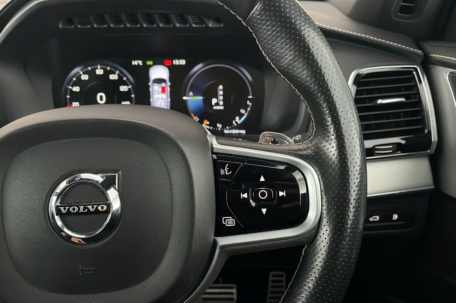 Used Volvo XC90 for sale - 77639985: Photo 15