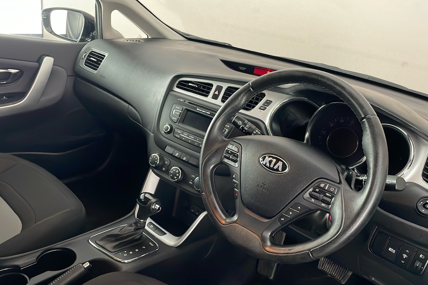 Used Kia Ceed 2015 for sale - 77688889: Photo 11