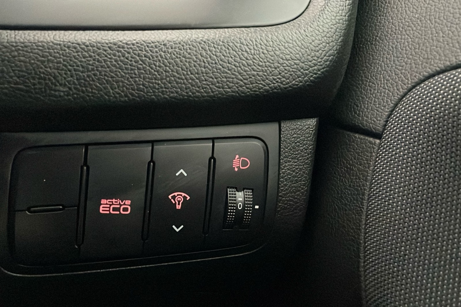 Used Kia Ceed 2015 for sale - 77688889: Photo 17