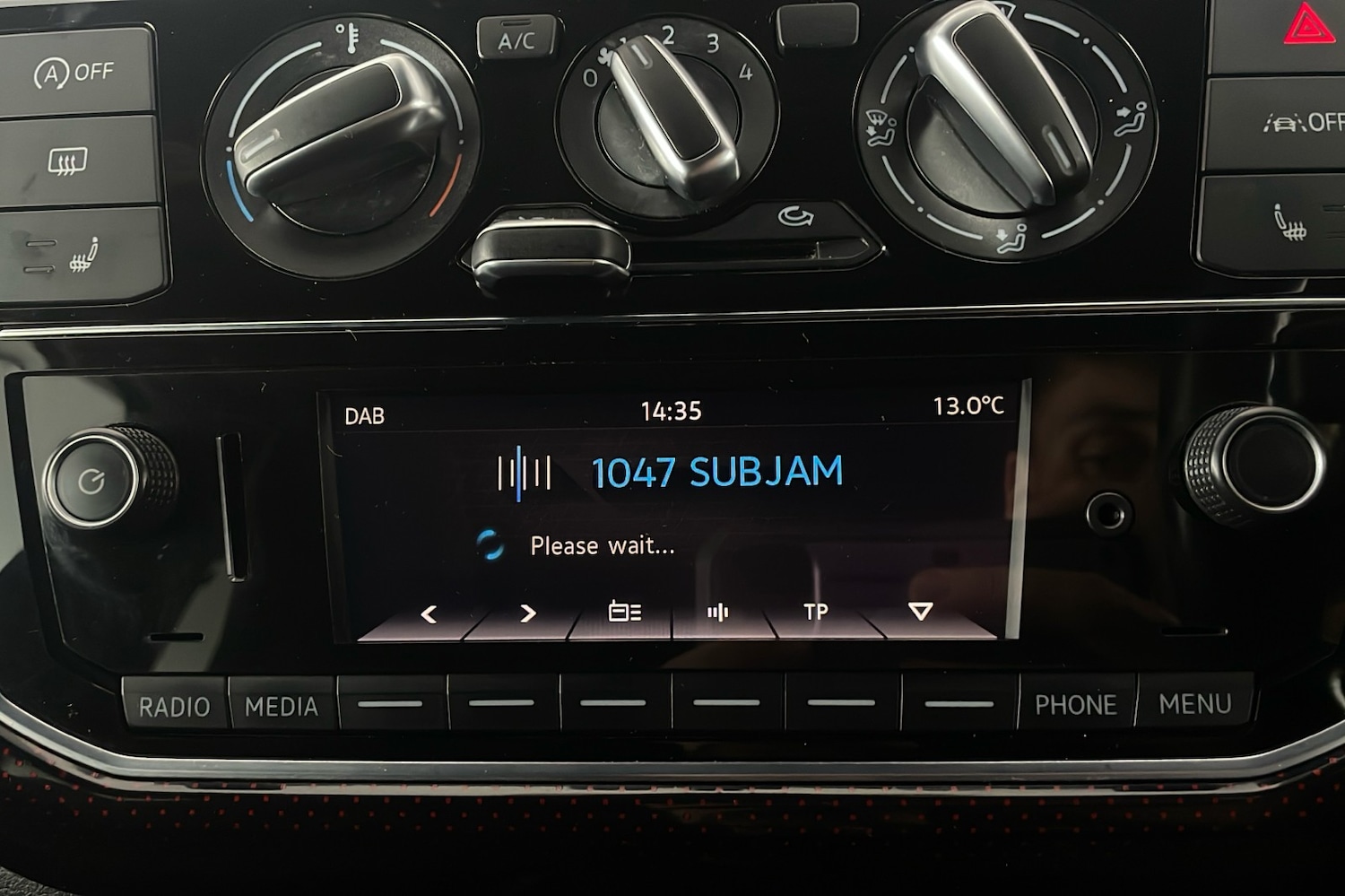 Used Volkswagen up! 2021 for sale - 76250452: Photo 18
