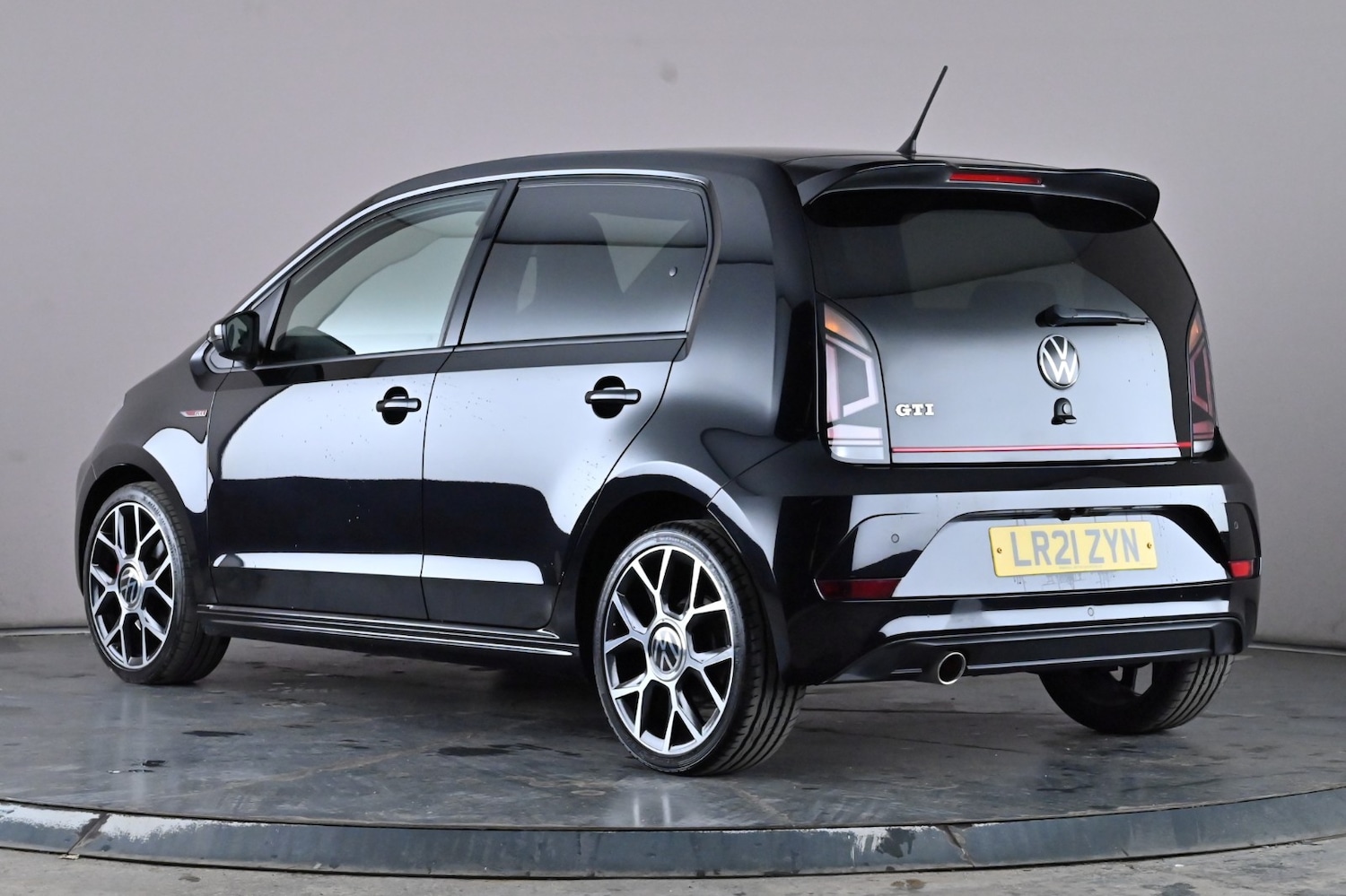 Used Volkswagen up! 2021 for sale - 76250452: Photo 4