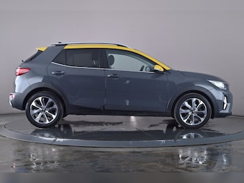 Used Kia Stonic 2023 for sale - 75393601: Photo