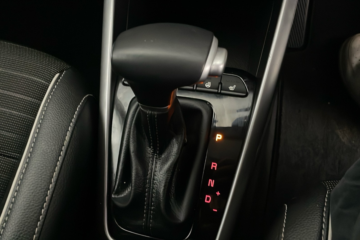 Used Kia Stonic for sale - 77260673: Photo 12