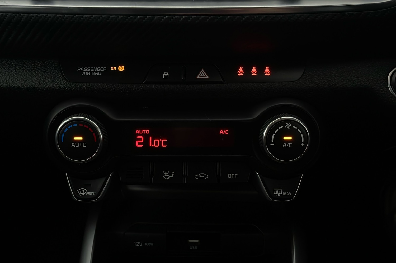 Used Kia Stonic for sale - 77260673: Photo 14