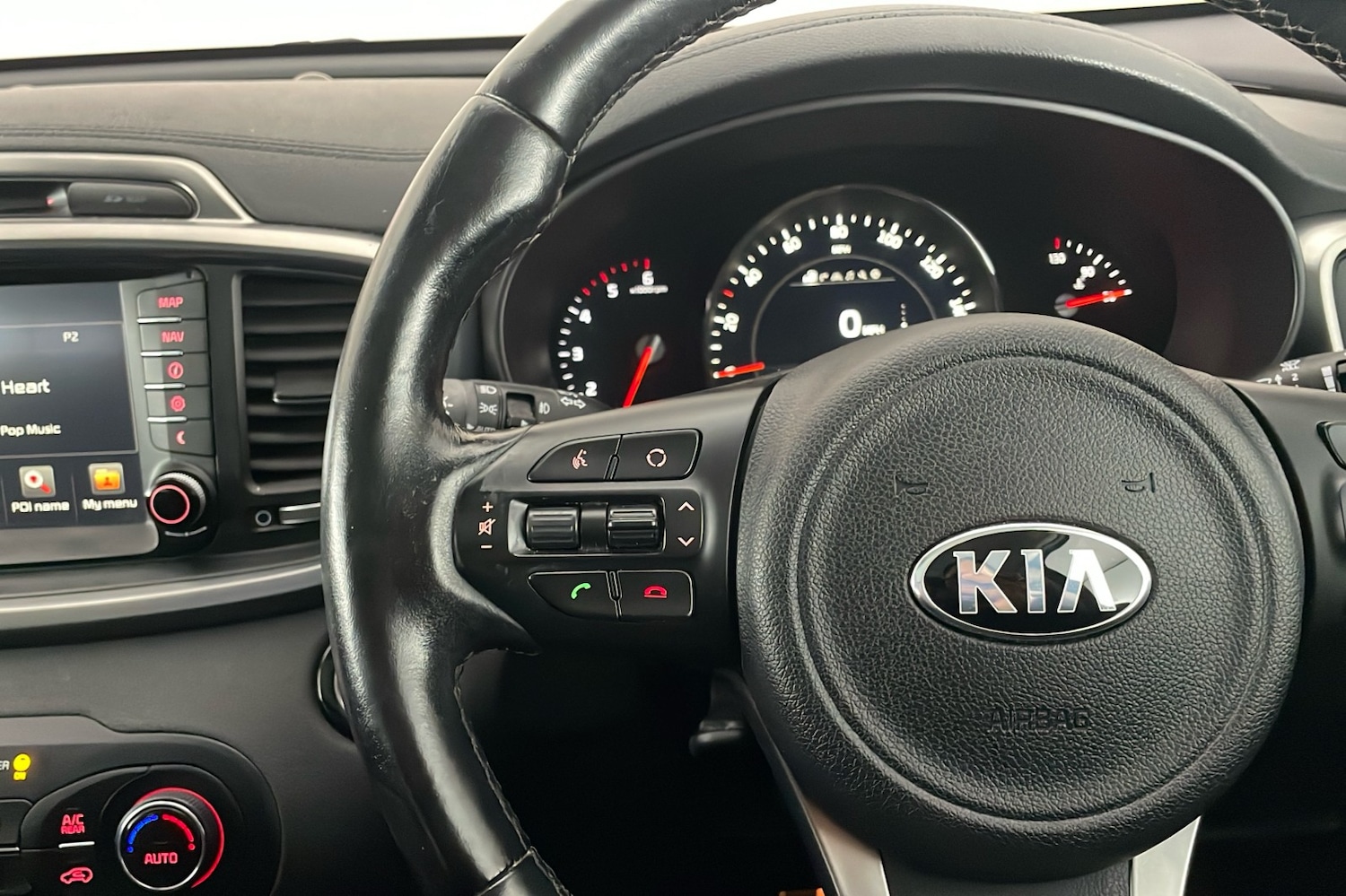 Used Kia Sorento 2016 for sale - 77636897: Photo 15