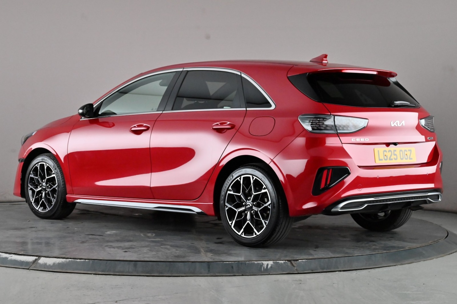 Used Kia Ceed 2025 for sale - 76605423: Photo 5